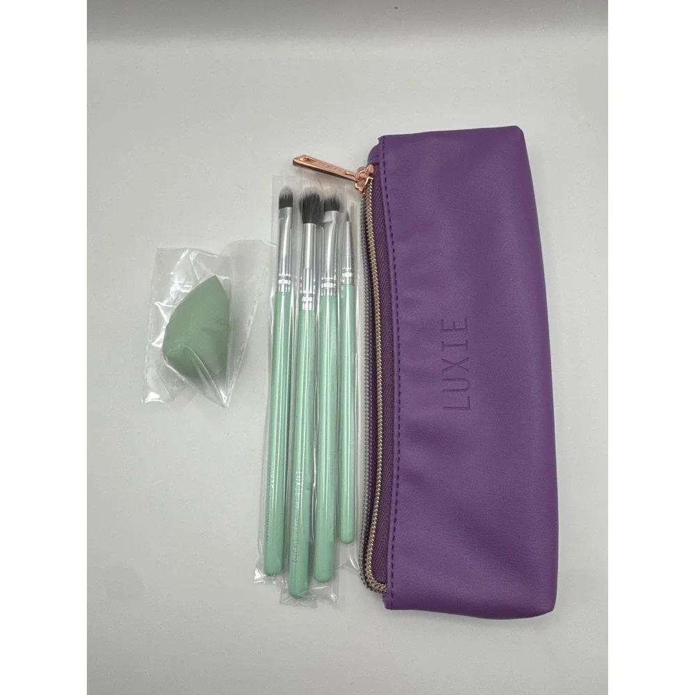 Luxie Eye Makeup Brush Set 4‎ Brushes Sponge and Purple Vegan Leather Pouch Mint